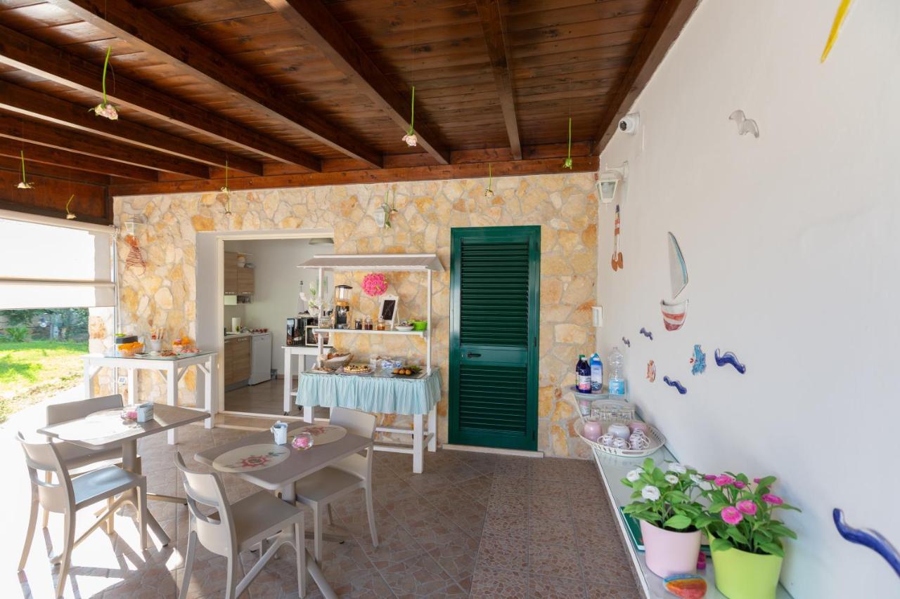 B&B L'Isola Che Non C'E 토레 산 지오반니 우겐토 외부 사진